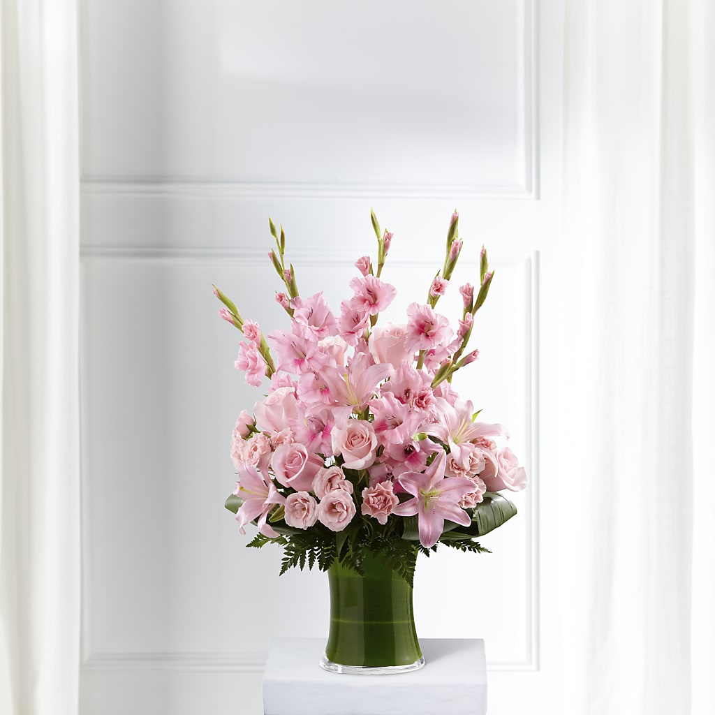 Lovely Tribute Bouquet – Bittner-long Floral And Greenhouse, Somerset PA