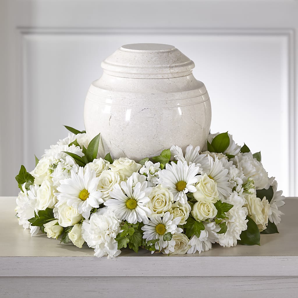 Ivory Gardens Cremation Adornment – Bittner-long Floral And Greenhouse, Somerset PA