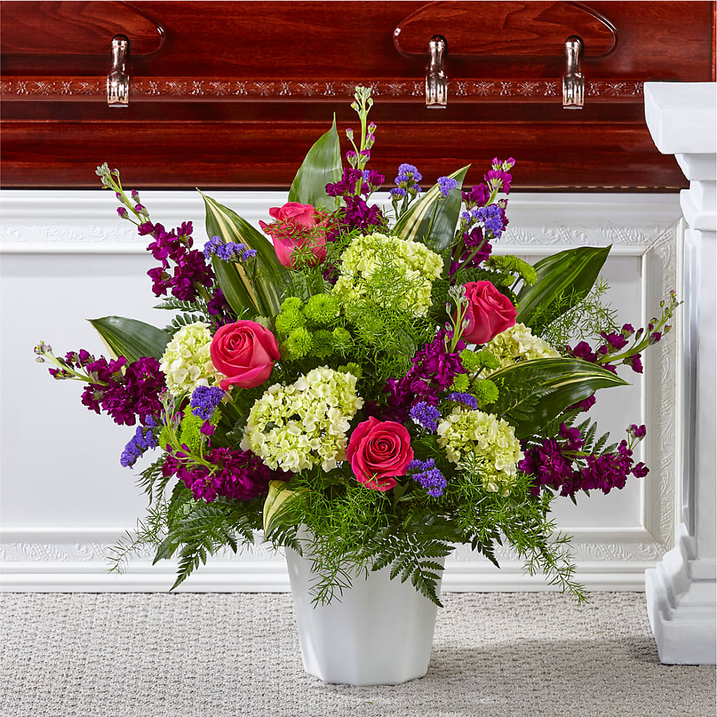 Beautiful Horizons Floor Basket – Bittner-long Floral And Greenhouse, Somerset PA