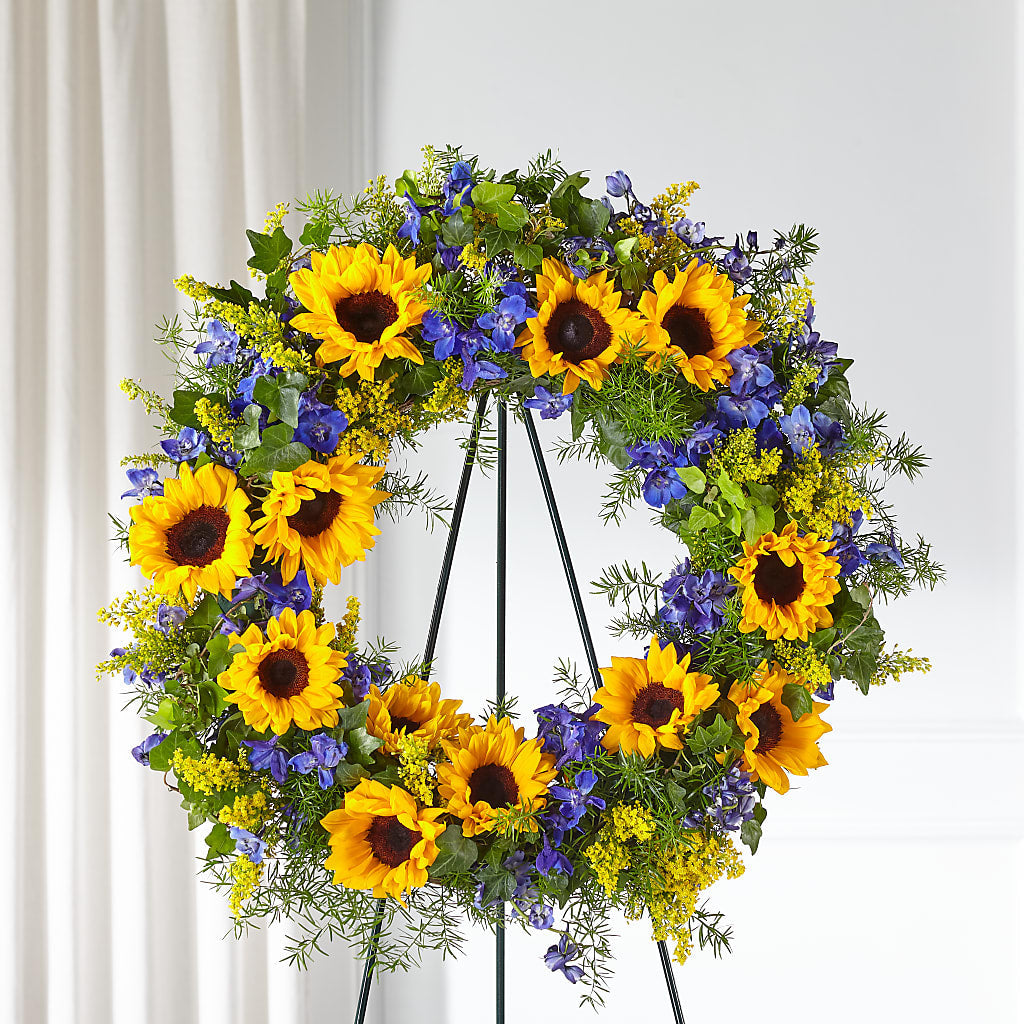 Bright Rays Wreath – Bittner-long Floral And Greenhouse, Somerset PA