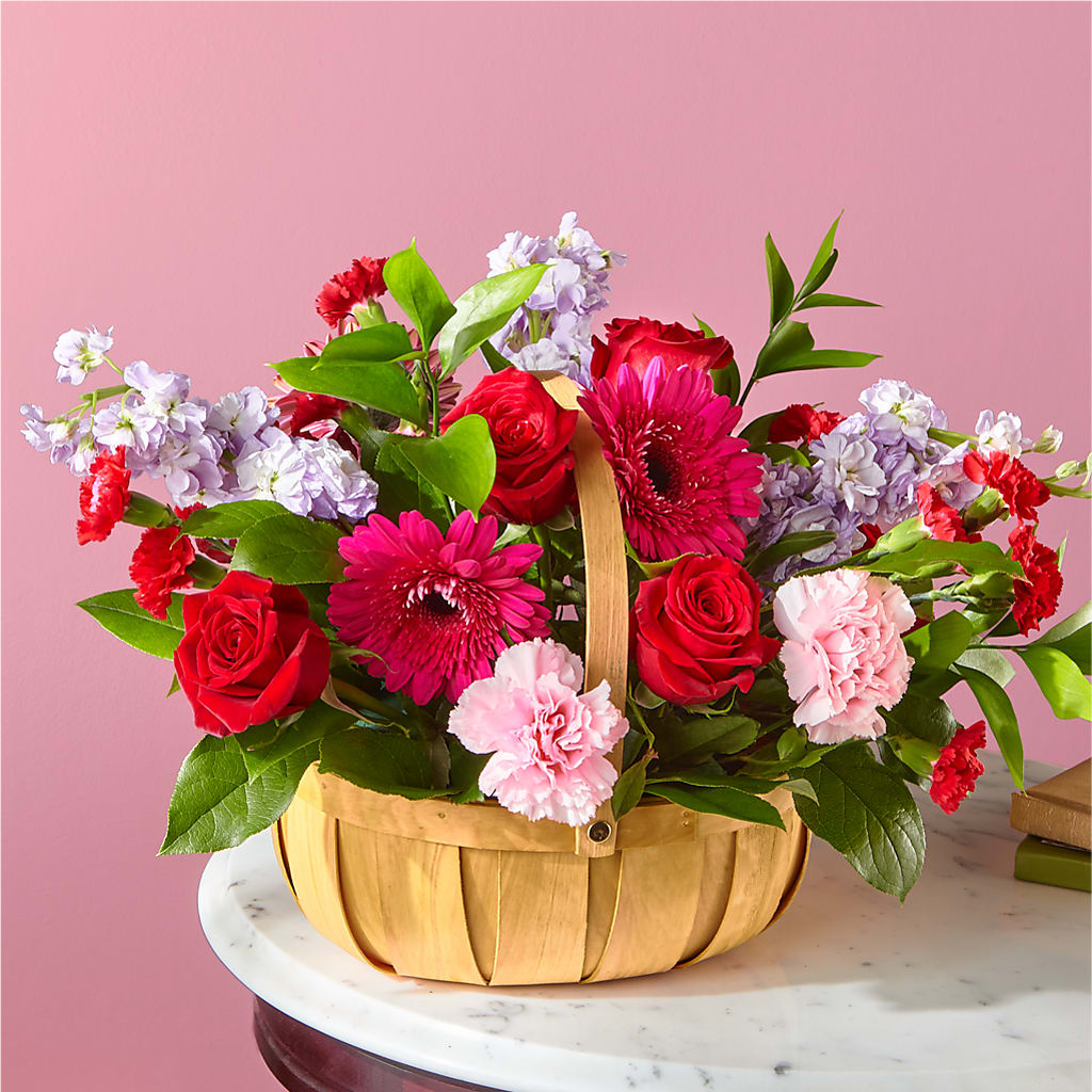 Pink Picnic Basket – Bittner-long Floral And Greenhouse, Somerset PA