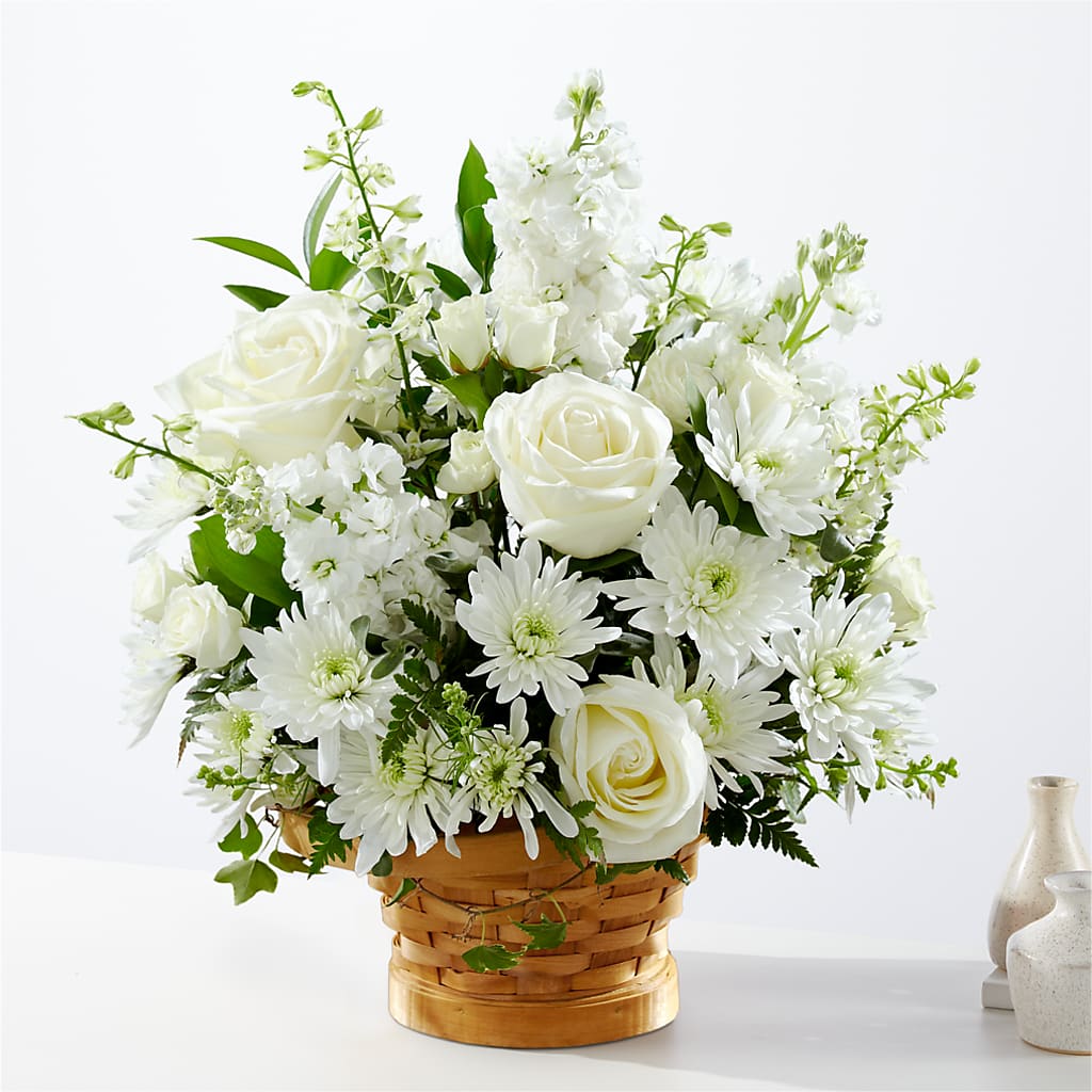 Heartfelt Condolences Arrangement – Bittner-long Floral And Greenhouse, Somerset PA