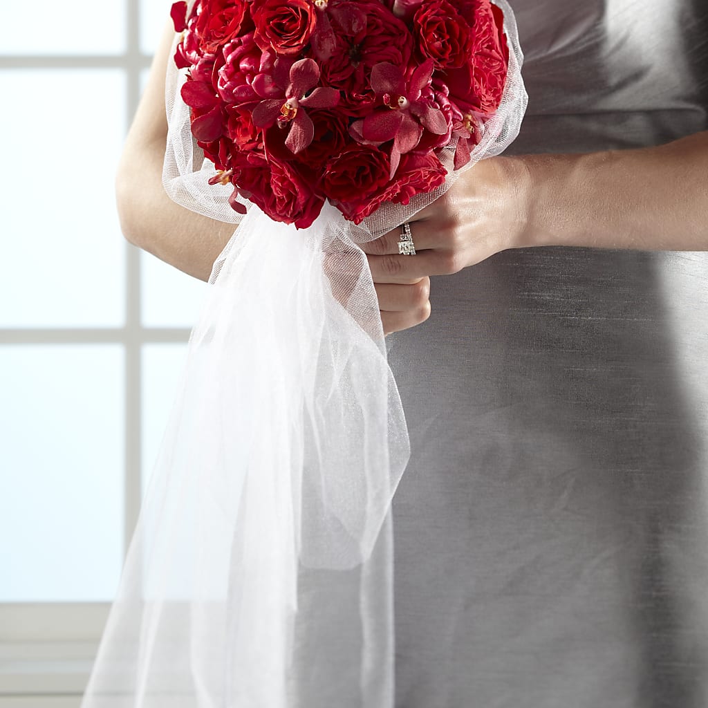Desire Bouquet – Bittner-long Floral And Greenhouse, Somerset PA