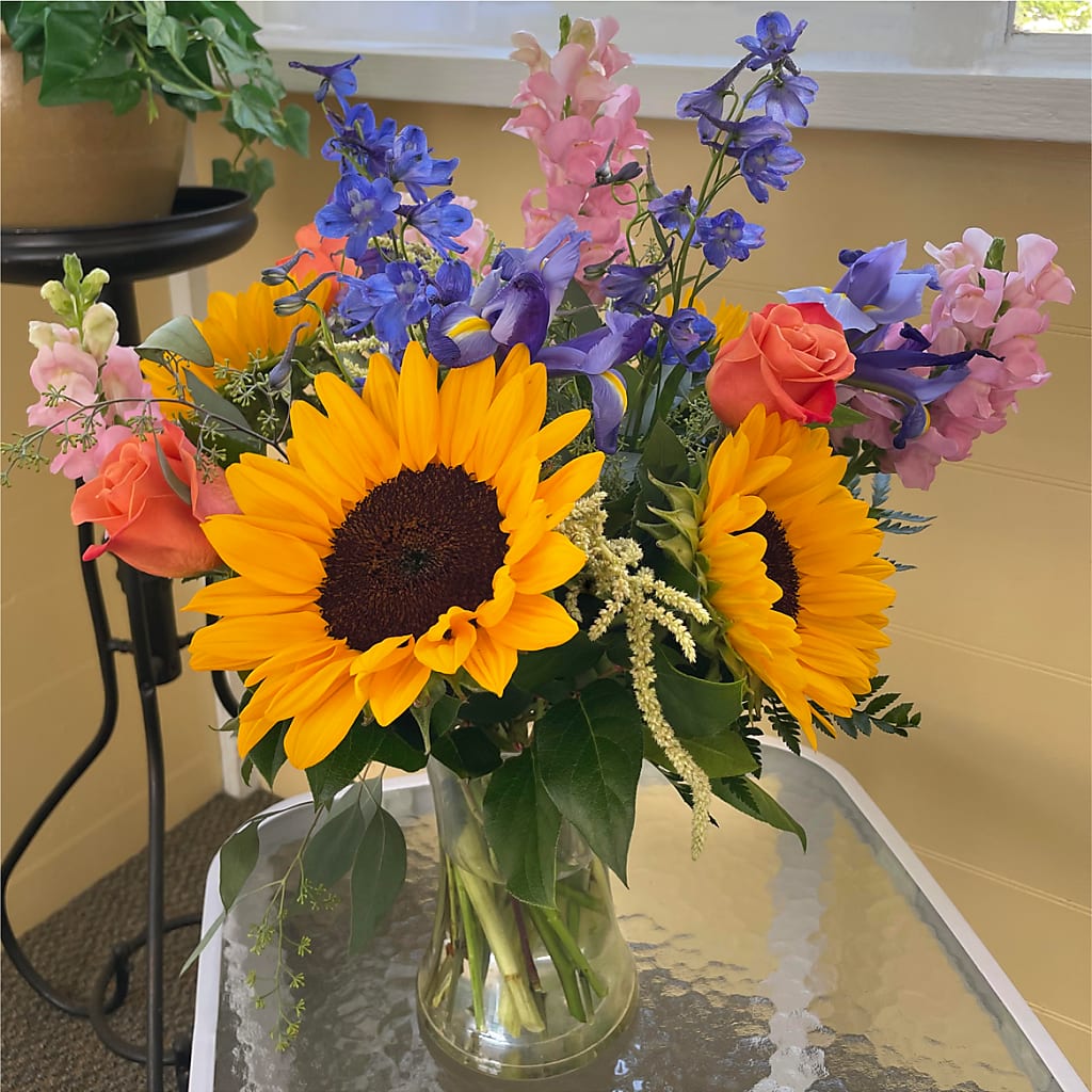 Rays of Life Bouquet –  Bittner-long Floral And Greenhouse, Somerset PA