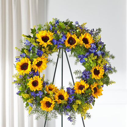 Bright Rays Wreath –  Bittner-long Floral And Greenhouse, Somerset PA