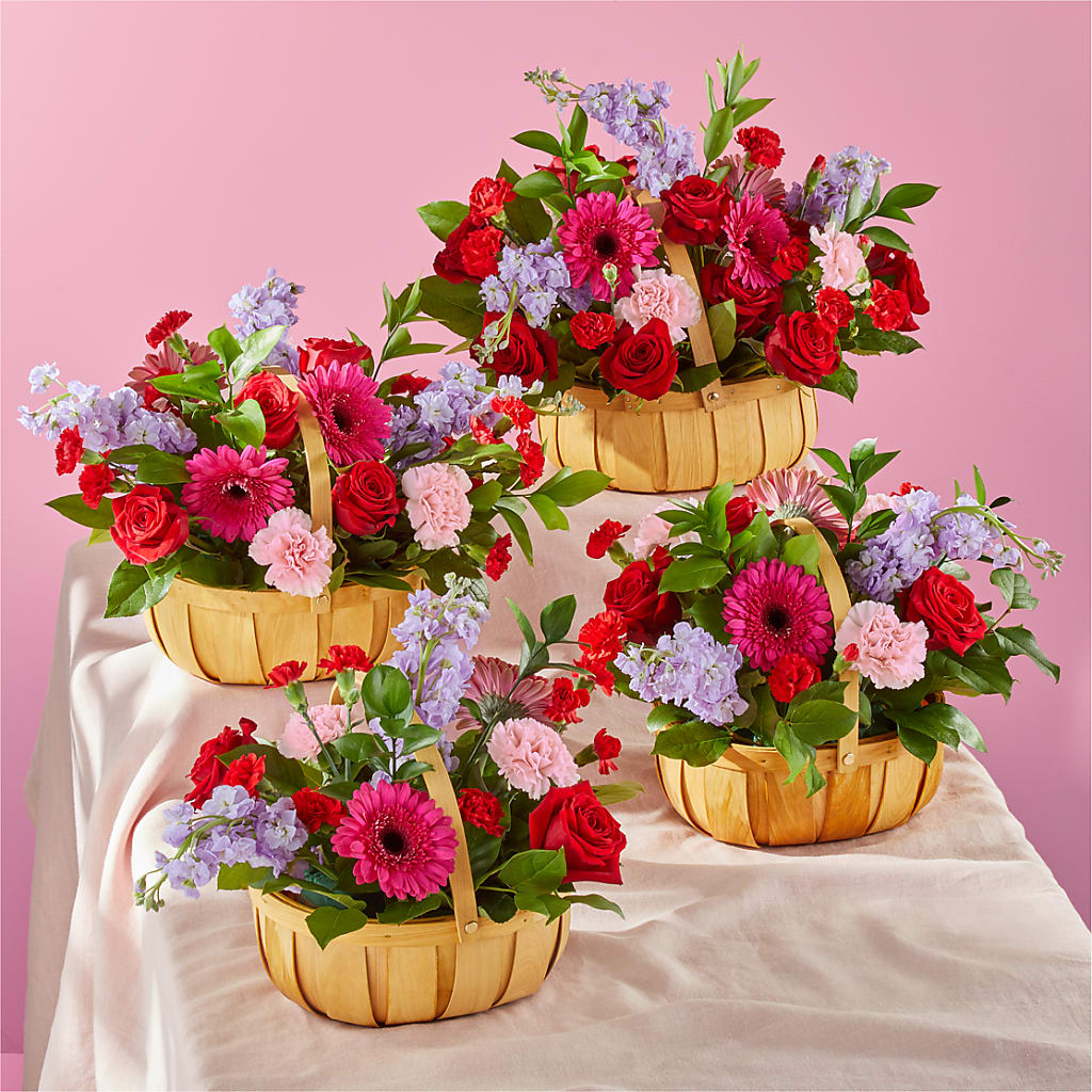 Pink Picnic Basket –  Bittner-long Floral And Greenhouse, Somerset PA